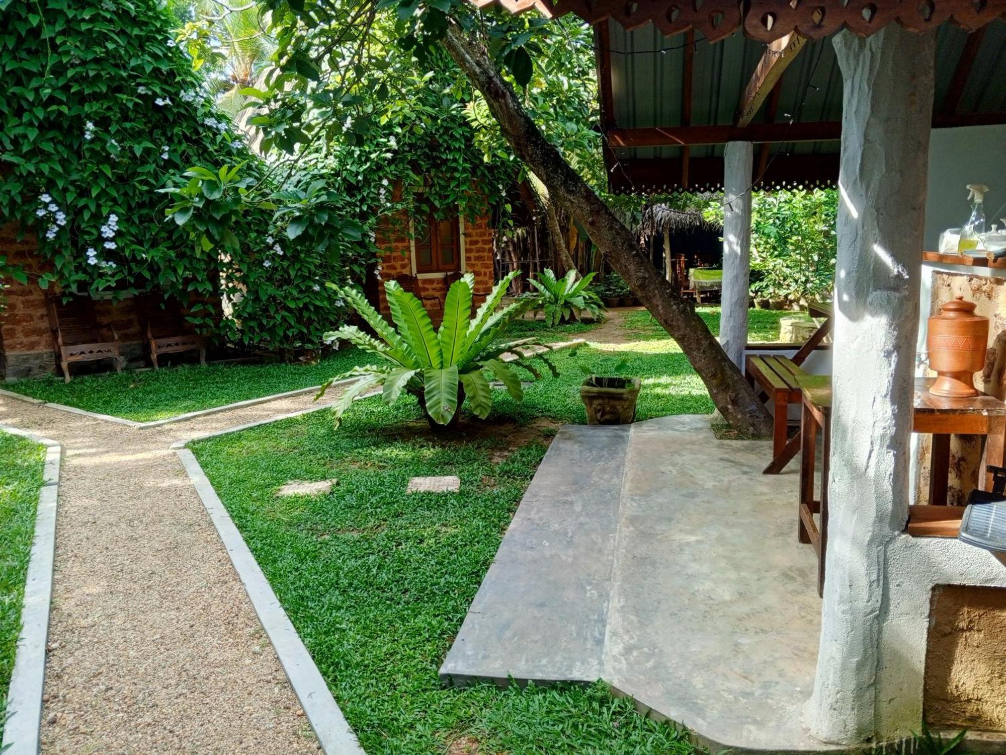 Sky View Cabin Unawatuna Extérieur photo